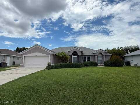 1514 SW 4th Place, Cape Coral, FL 33991