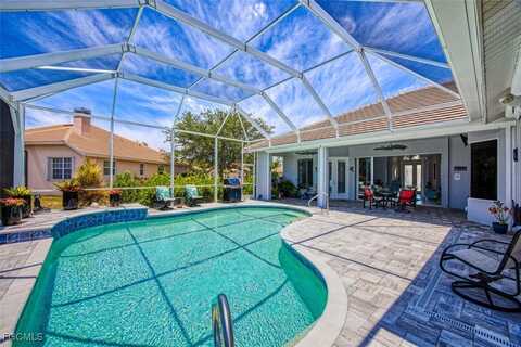 8625 Southwind Bay Circle, Fort Myers, FL 33908