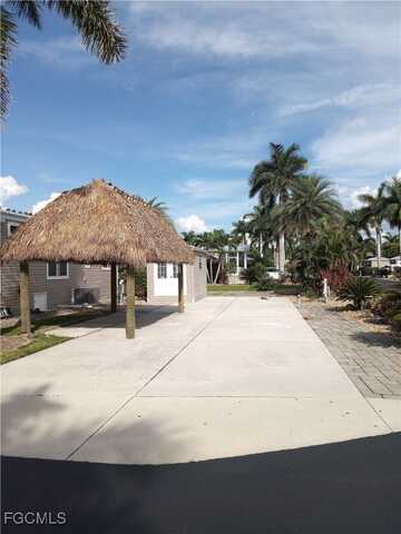 5129 Cypress Trail Resort Circle, Fort Myers, FL 33905