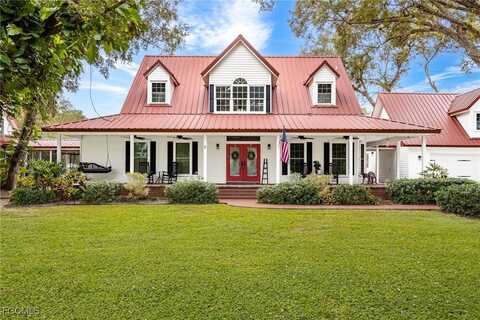 1444 Winchester Avenue E, Labelle, FL 33935