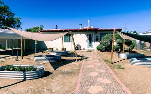 1313 Lester Drive NE, Albuquerque, NM 87112