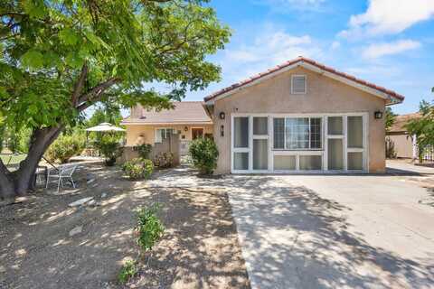 8 CHILI Road, Los Lunas, NM 87031