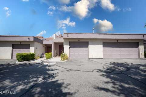 43334 32nd St W, Lancaster, CA 93536