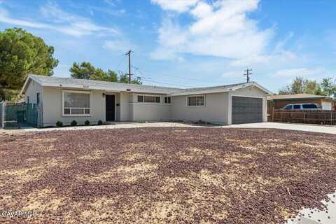 44960 E 3rd Street, Lancaster, CA 93535