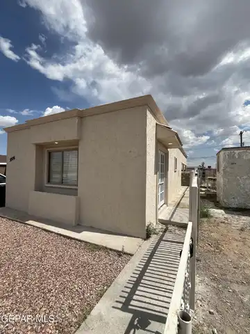 3906 TAYLOR Avenue, El Paso, TX 79930