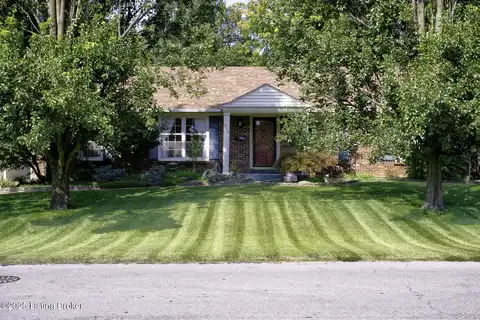 9013 Pine Lake Dr, Louisville, KY 40220