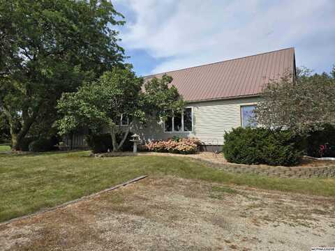 2129 210th St, ROCKFORD, IA 50468
