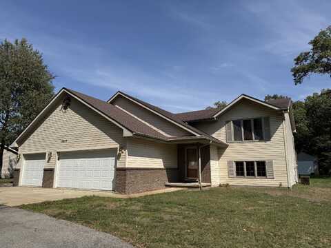 10603 Georgetown Drive, DeMotte, IN 46310