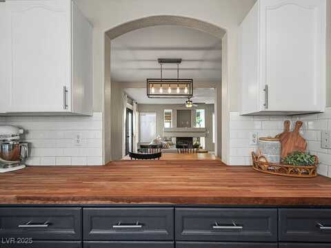 3250 Cheltenham Street, Las Vegas, NV 89129