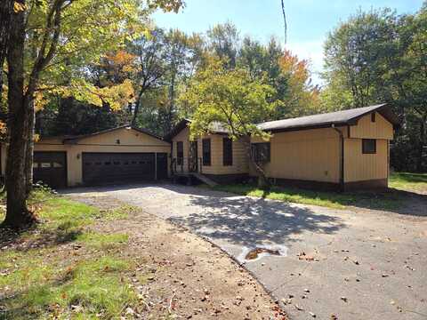 9025 CTH H, Eagle River, WI 54521