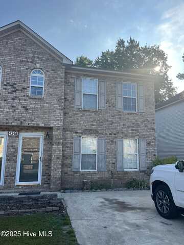 4245 Williamsbrook Lane, Greenville, NC 27858