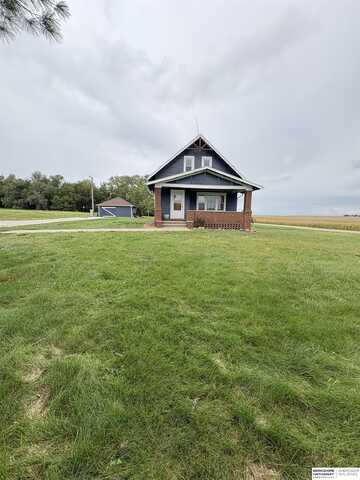 2396 County Road H, Oakland, NE 68045