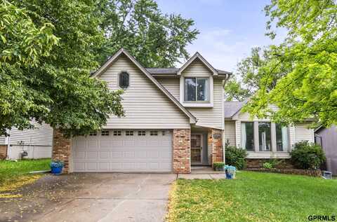 3728 Schuemann Drive, Bellevue, NE 68123