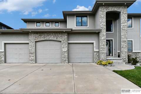 12354 Caspian Drive, Papillion, NE 68046