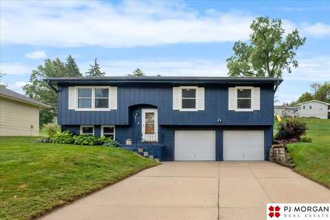 9911 Pratt Street, Omaha, NE 68134