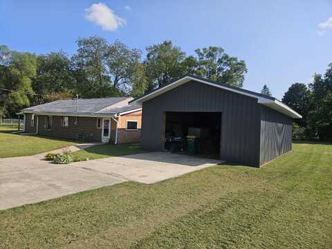 81 taylor Avenue, Battle Creek, MI 49037