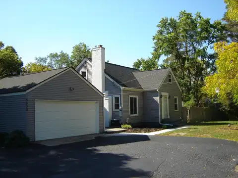 3030 Plainfield Avenue NE, Grand Rapids, MI 49505