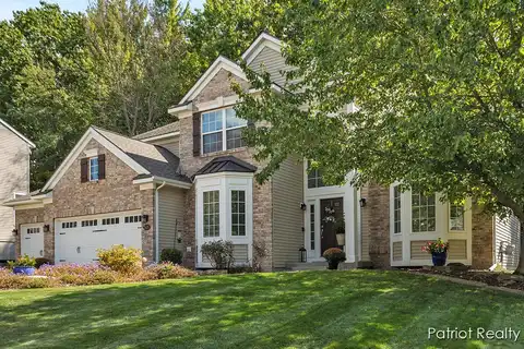 3476 Birch Knoll Drive SE, Grand Rapids, MI 49512