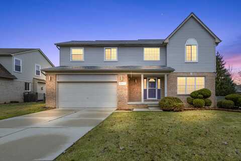 53111 Pine Creek Drive, Chesterfield, MI 48047