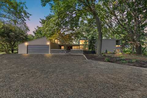4081 Thornoaks Drive, Ann Arbor, MI 48104