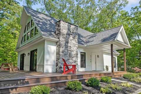 4150 Comanche Trail, New Buffalo, MI 49117