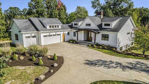 1970 Post Drive NE, Belmont, MI 49306