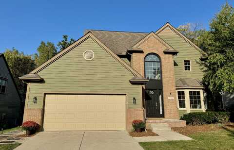 3956 Highlander Way E, Ann Arbor, MI 48108