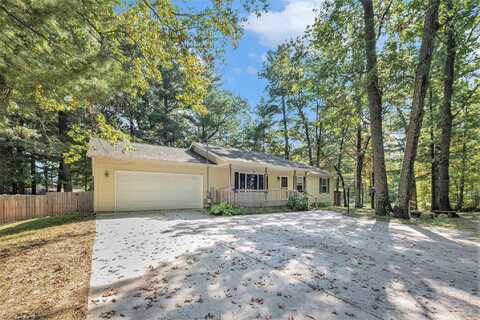 12961 Hilltop Drive NE, Gowen, MI 49326