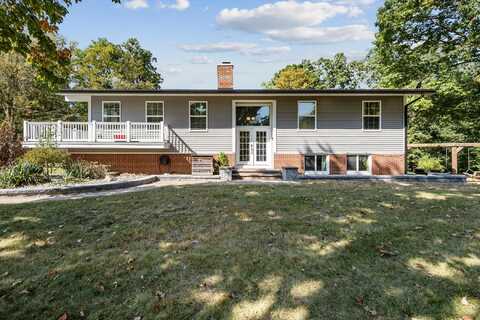 9402 Pleasant Drive, Tecumseh, MI 49286
