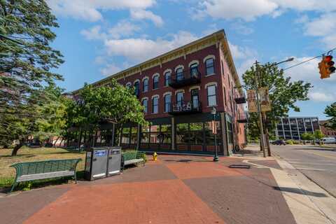 222 N Kalamazoo Mall, Kalamazoo, MI 49007