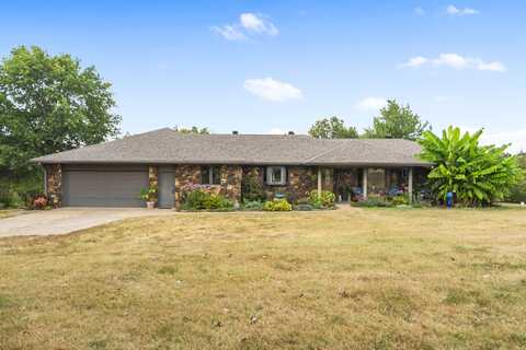 838 E 510th Road, Aldrich, MO 65601