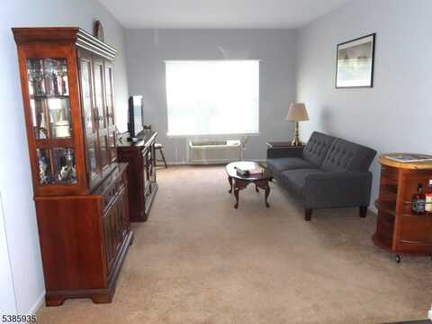 7308 Richmond Rd, West Milford, NJ 07480