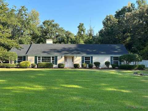104 Walters Dr, Aberdeen, MS 39730