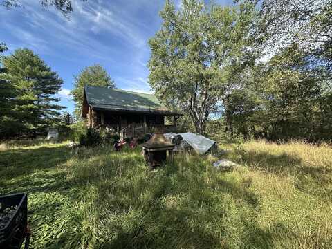 13318 Co Rd 3/4, Alderson, WV 24910
