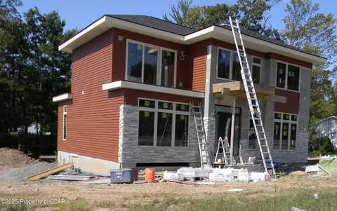 263 S Mountain Boulevard, Mountain Top, PA 18707