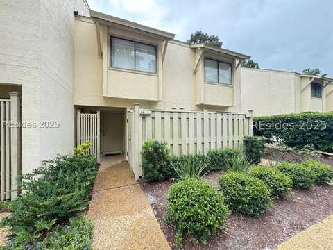 17 Lagoon Road, Hilton Head Island, SC 29928
