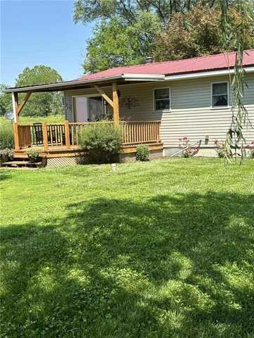 8909 County Road 392 N/A, Saint Joseph, MO 64505