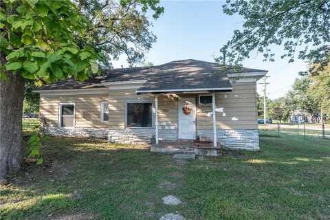 202 Mill Street, Neodesha, KS 66757