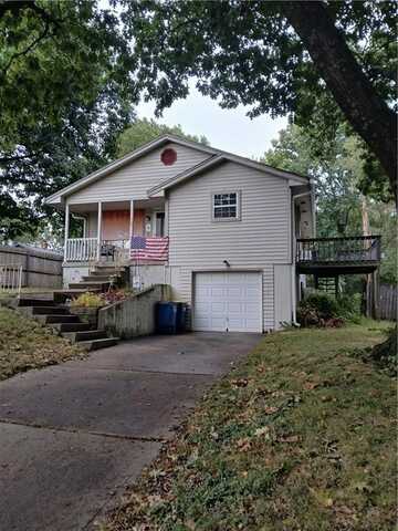 15 Valley Road, Liberty, MO 64068