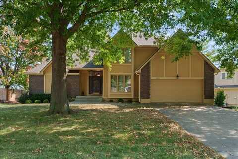 505 NW AMBERSHAM Drive, Lees Summit, MO 64081