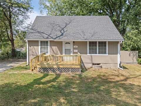7504 E 49th Street, Kansas City, MO 64129