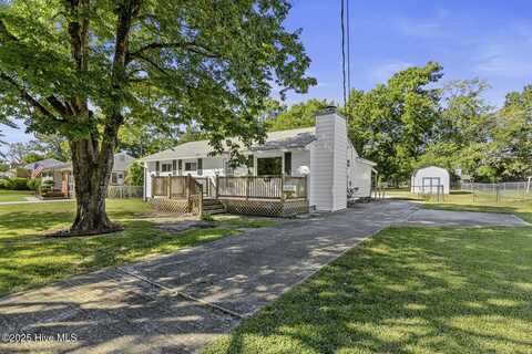 1121 River Street, Jacksonville, NC 28540