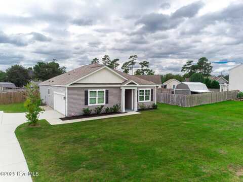 104 Tralee Place, Holly Ridge, NC 28445