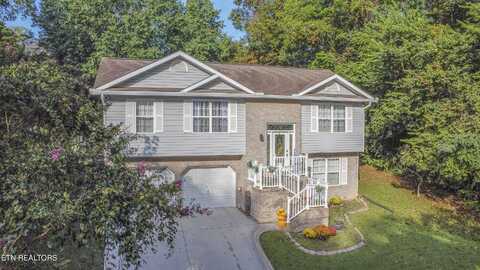 5821 Fountain Rd, Knoxville, TN 37918