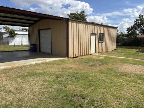 9920 N Chester Avenue, Lubbock, TX 79415