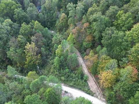 9999 Twin Arch Road, Stanton, KY 40380