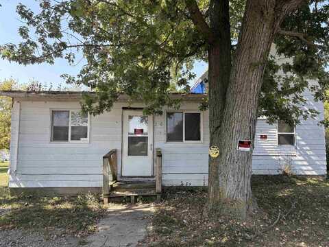 220 N Comstock, Addison, MI 49220