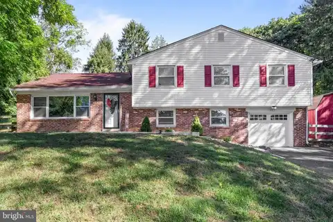407 LESLIE LN, WEST CHESTER, PA 19382