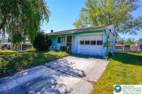 75 Center Road, Mahoning Twp, PA 18235