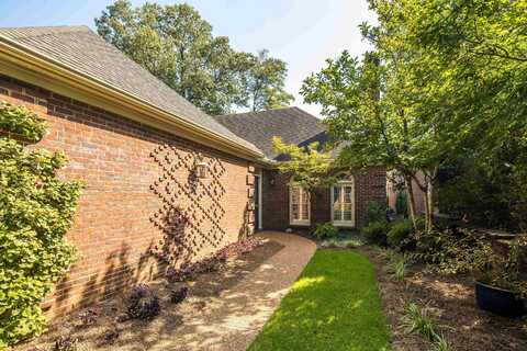 380 GREENWAY, Memphis, TN 38117